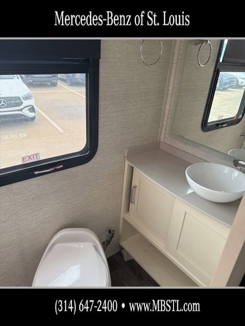 Used 2020 Mercedes-Benz Sprinter 3500 image 16