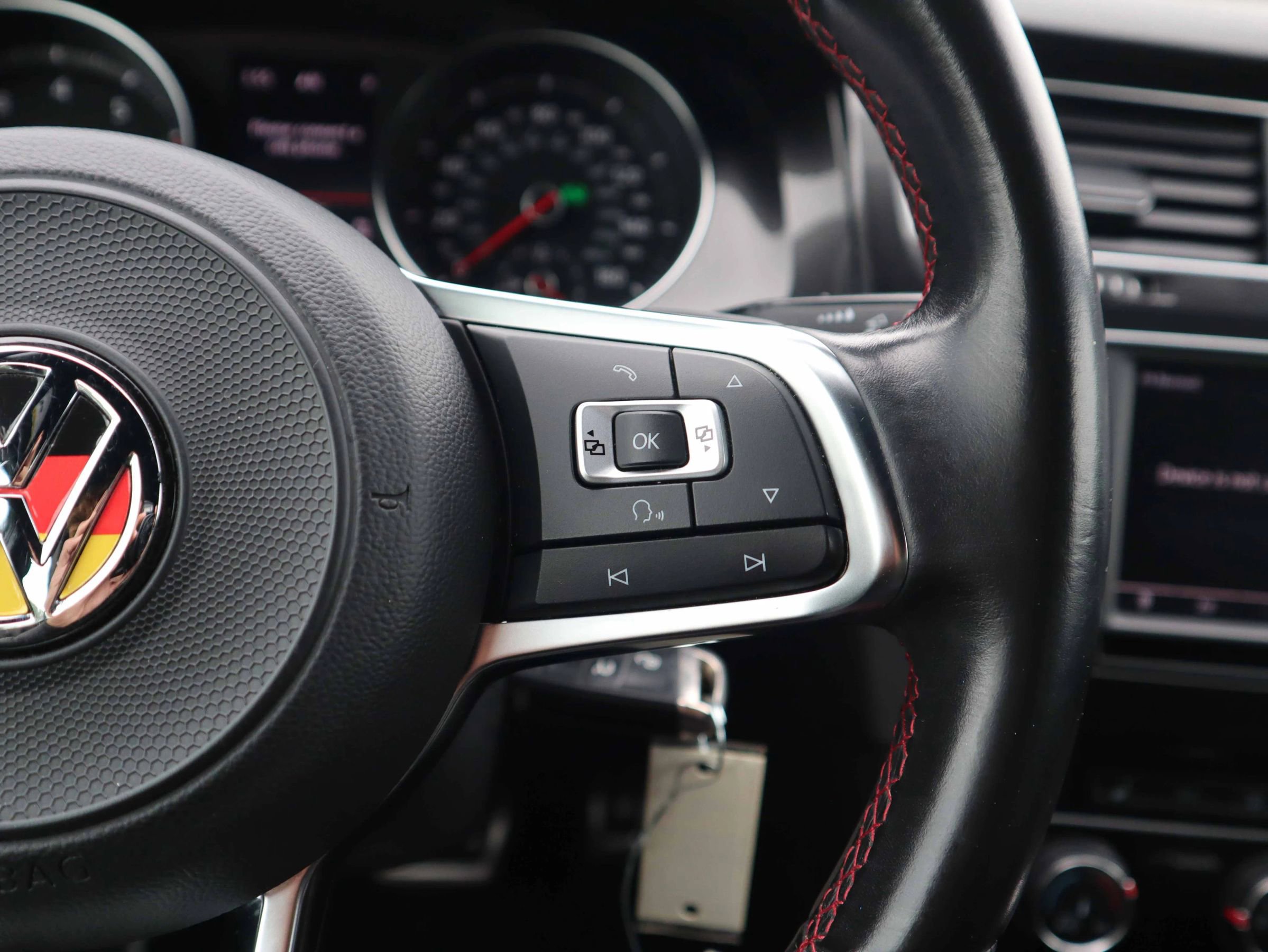 Used 2017 Volkswagen GTI S FWD image 16