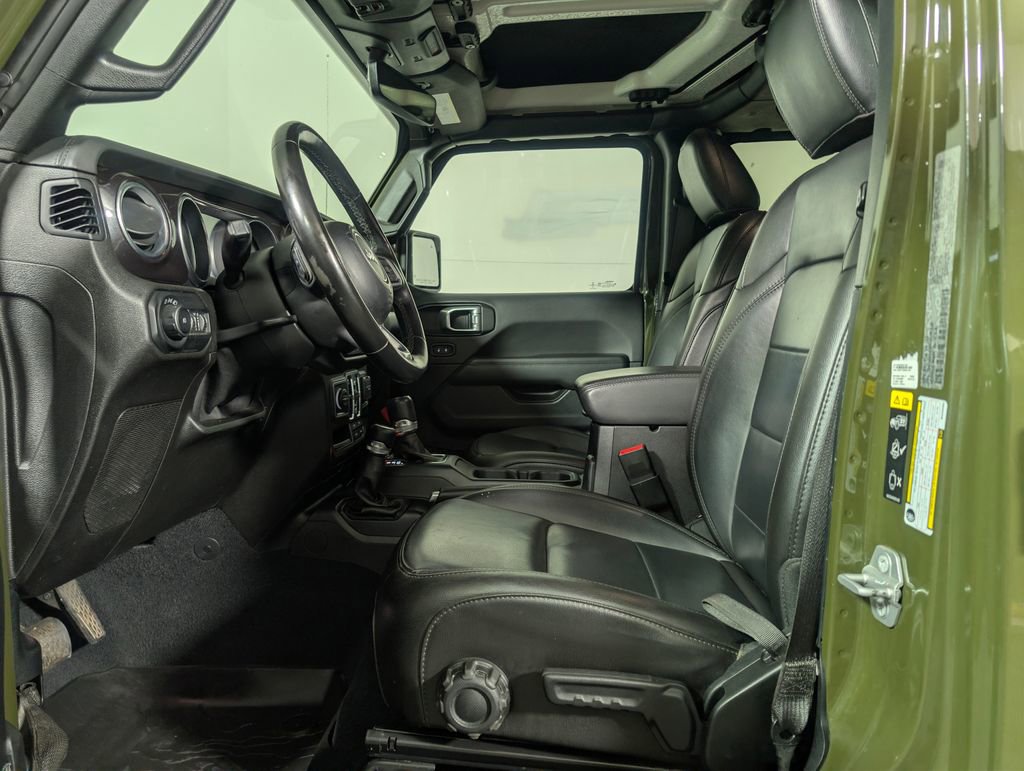 Used 2021 Jeep Wrangler Unlimited Sahara AWD/4WD image 10
