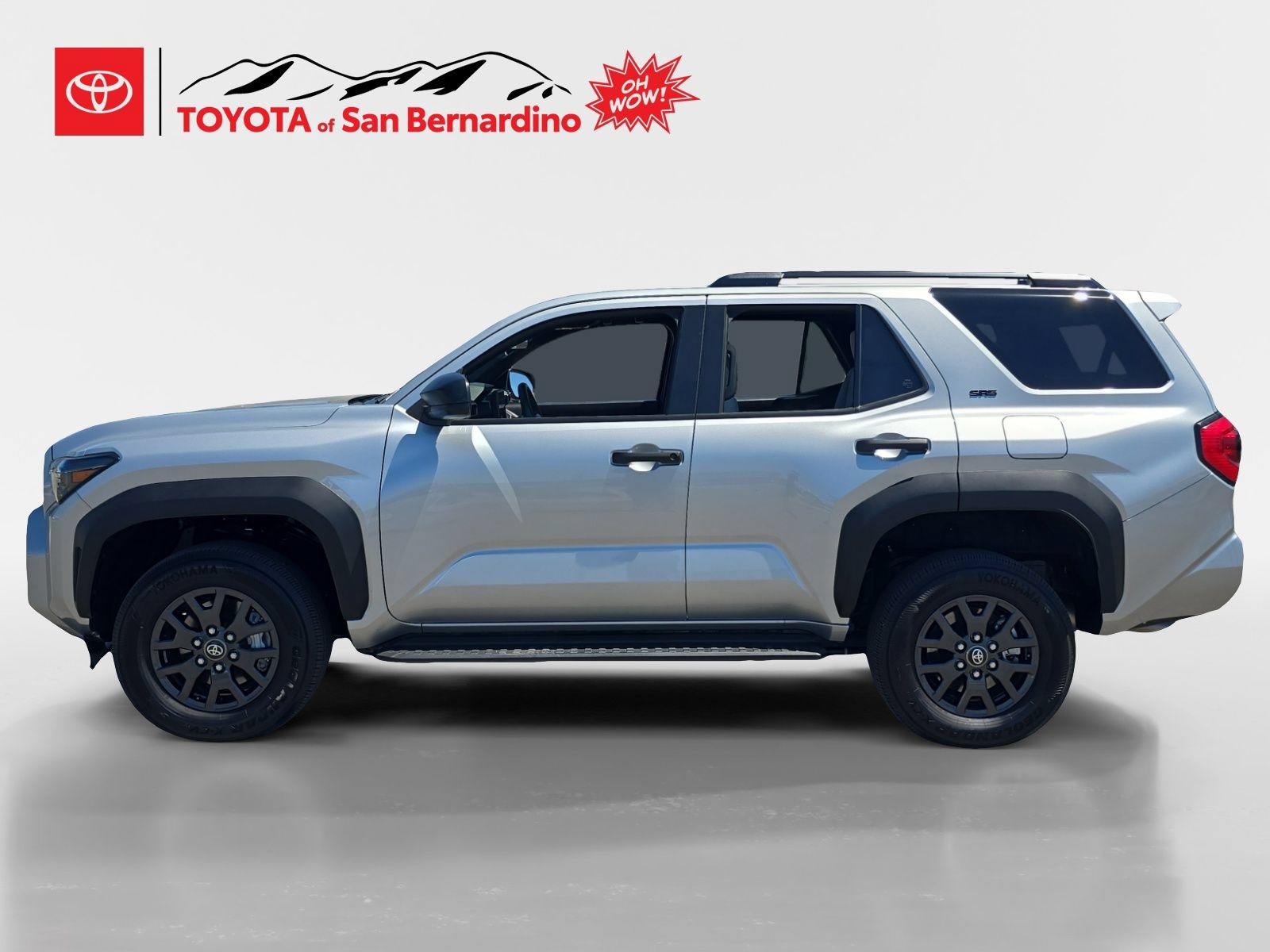 Certified 2025 Toyota 4Runner SR5 AWD/4WD image 2