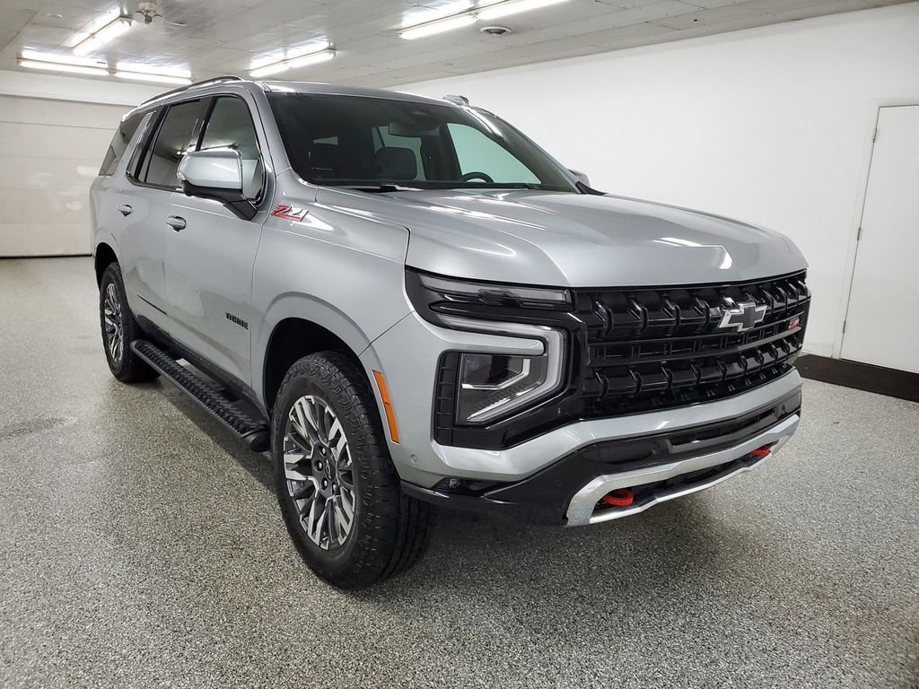 Used 2025 Chevrolet Tahoe Z71 w/ Comfort Package image 3