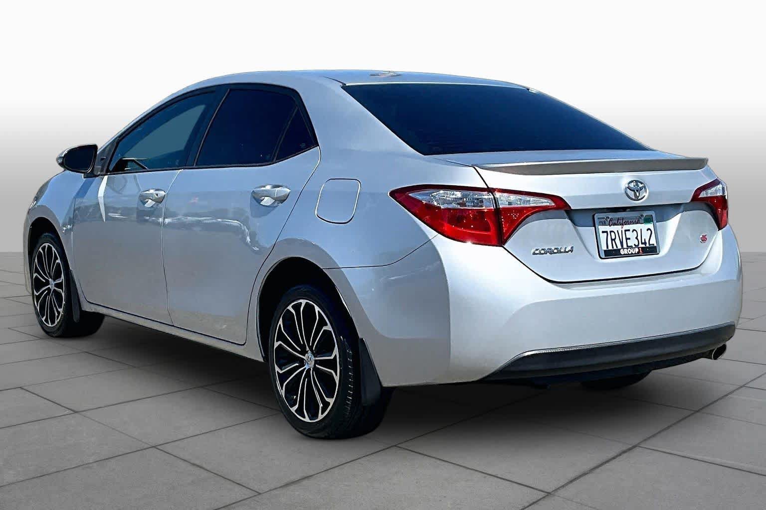Used 2016 Toyota Corolla S FWD image 11