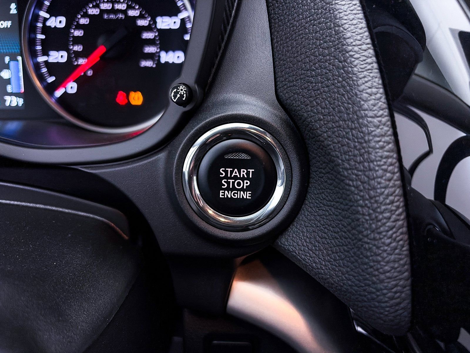 New 2025 Mitsubishi Eclipse Cross LE image 13