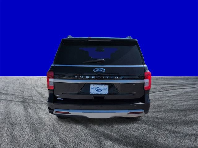 Used 2024 Ford Expedition XLT image 5