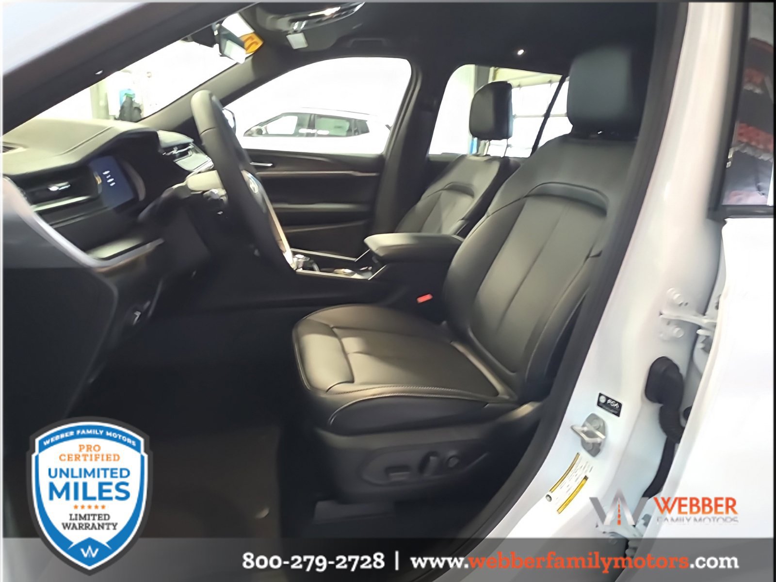 New 2027 Jeep Grand Cherokee Limited AWD/4WD image 9