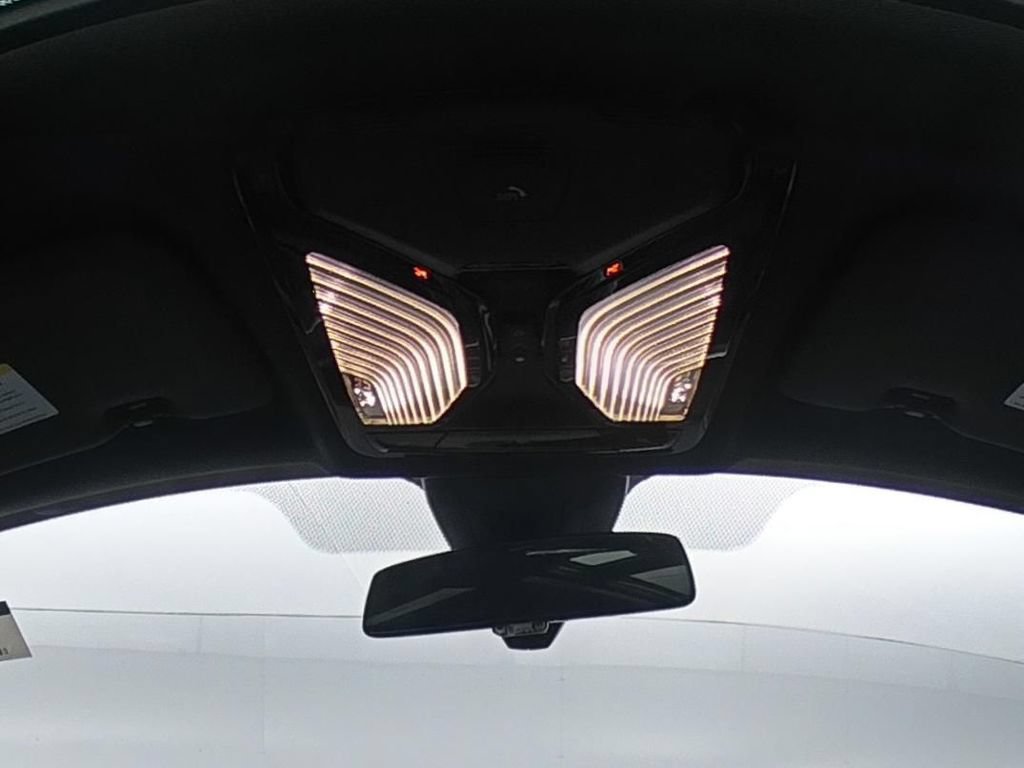 Used 2021 BMW X5 M50i AWD/4WD image 31