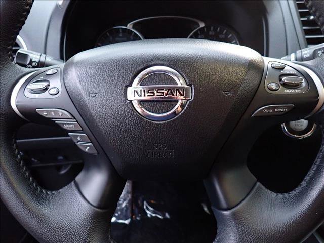 Used 2019 Nissan Pathfinder SV AWD/4WD image 15