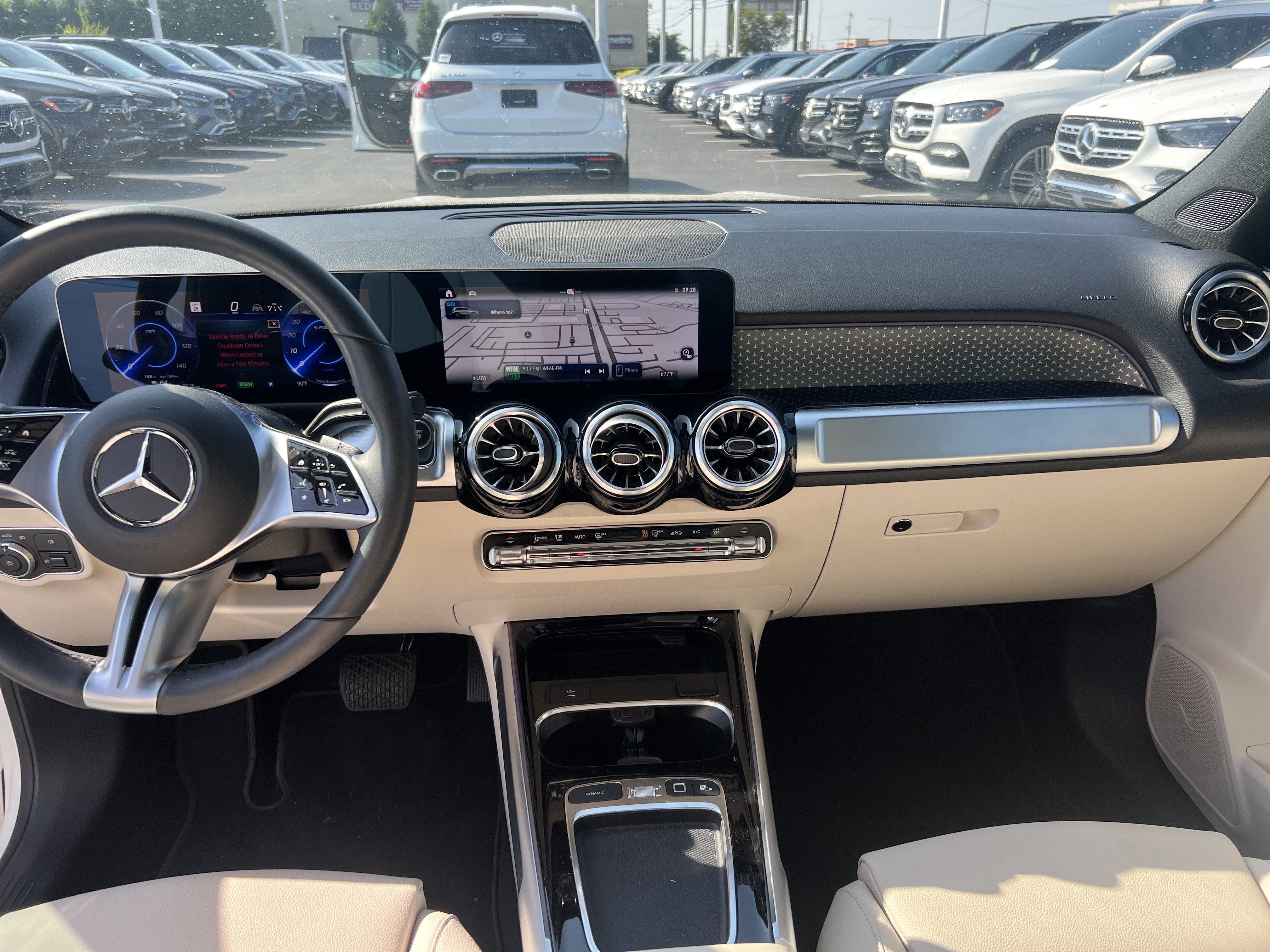 Certified 2025 Mercedes-Benz EQB 300 4MATIC image 28