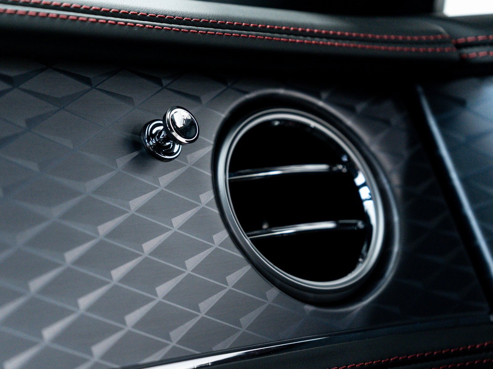 New 2025 Bentley Flying Spur Plug-In Hybrid image 43