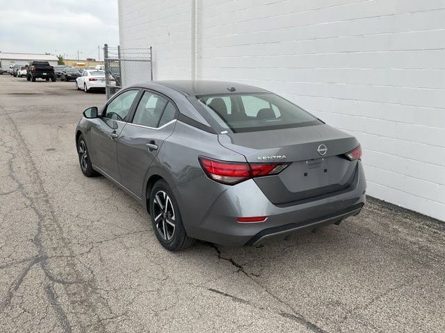 Used 2025 Nissan Sentra SV image 27