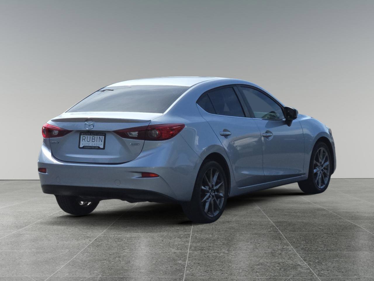 Used 2018 MAZDA MAZDA3 Touring FWD image 7