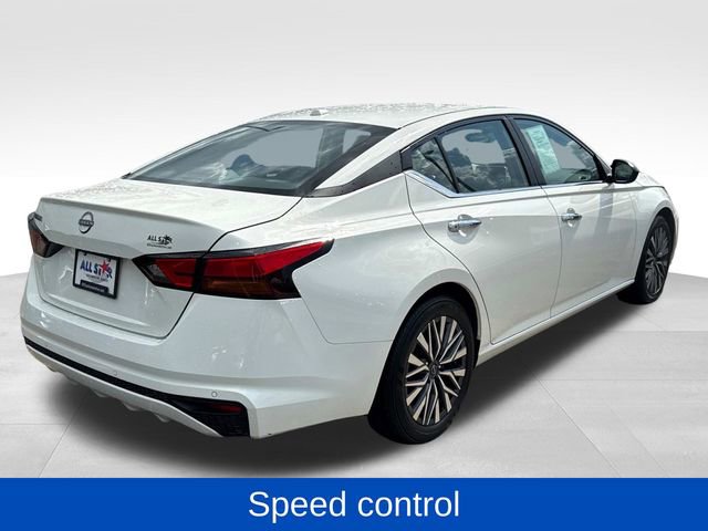 Used 2025 Nissan Altima 2.5 SV image 11