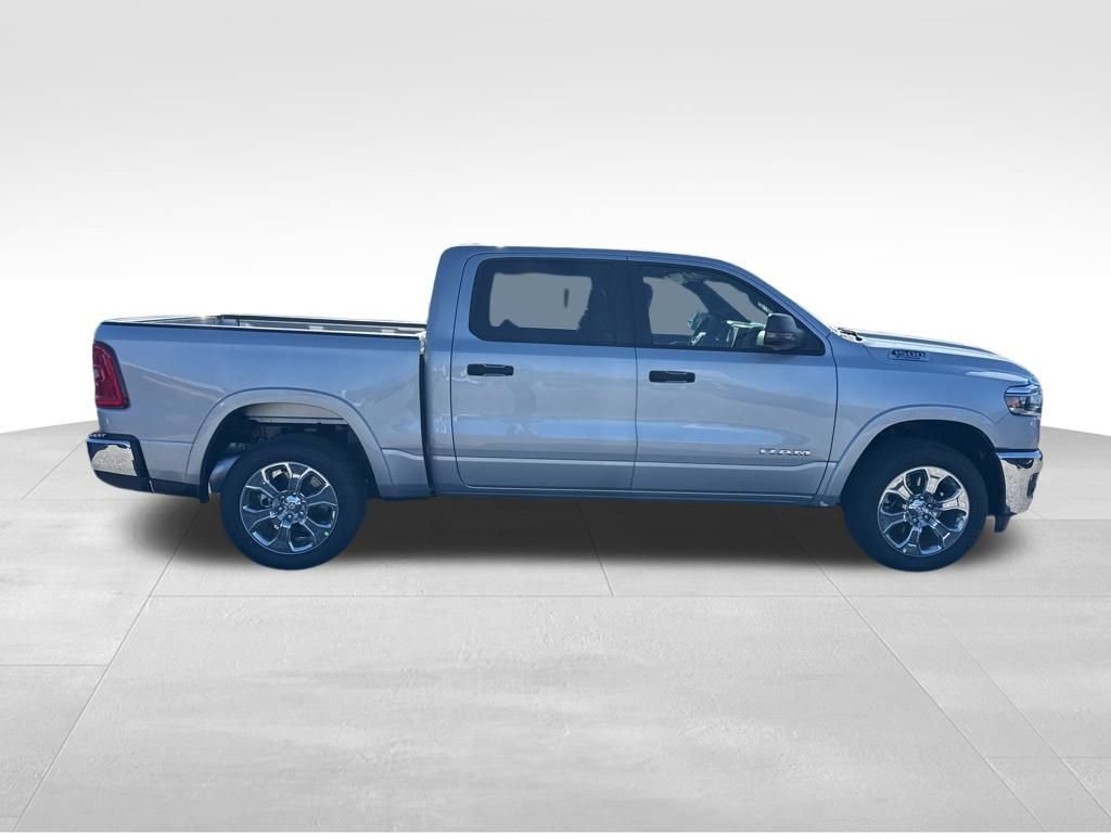 New 2026 RAM 1500 4x4 Crew Cab image 6
