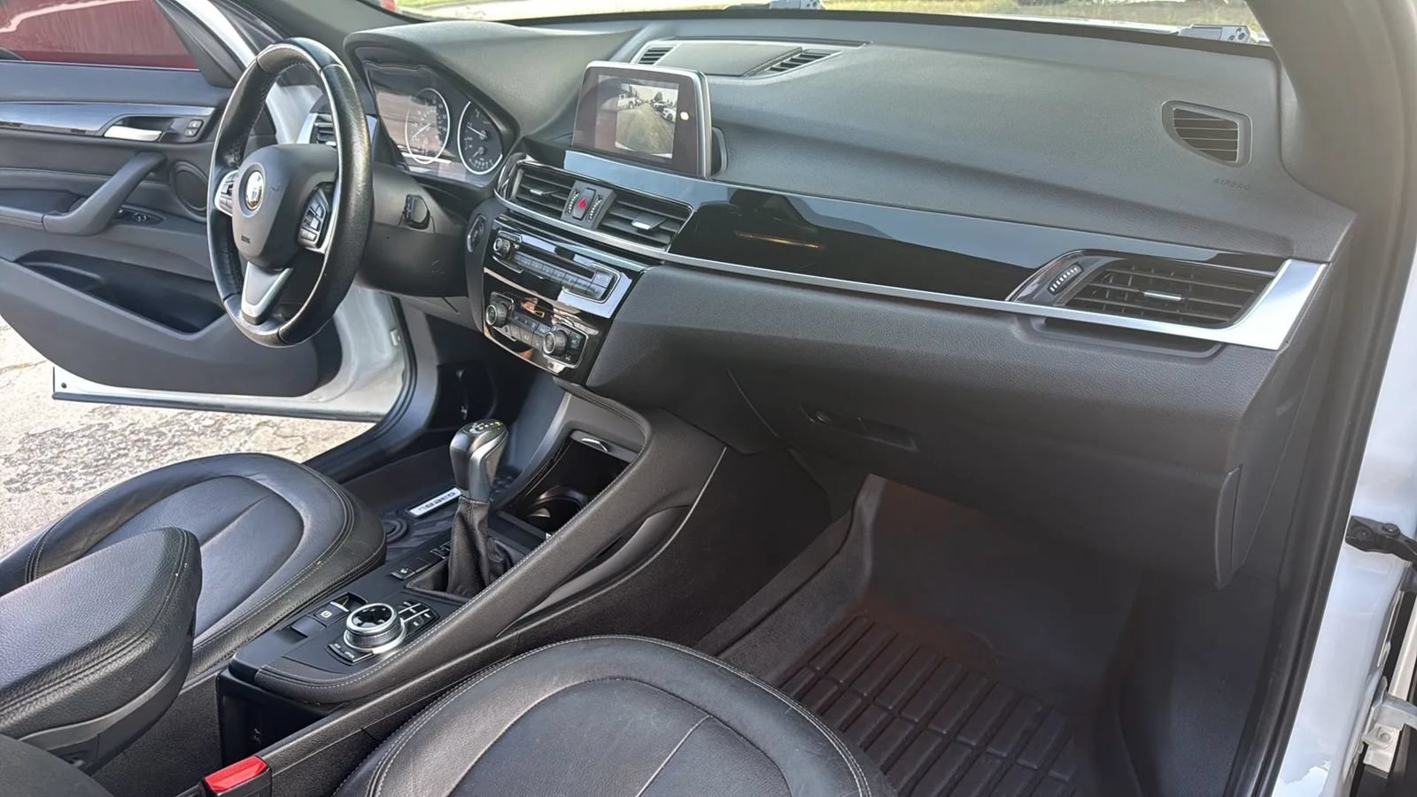 Used 2018 BMW X1 xDrive28i AWD/4WD image 26