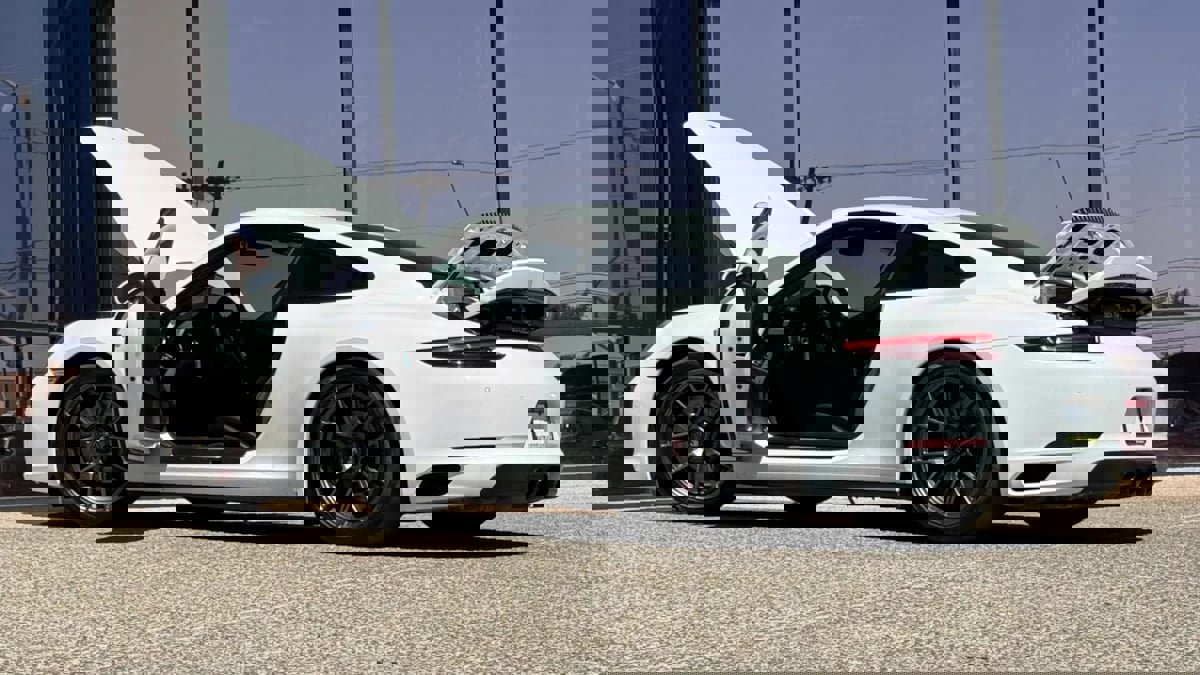 Used 2017 Porsche 911 Carrera GTS image 29