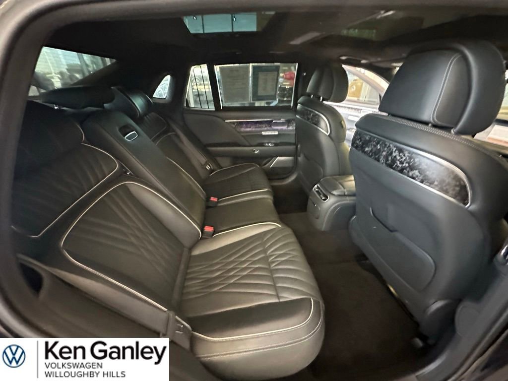 Used 2024 Genesis G90 3.5T AWD/4WD image 22