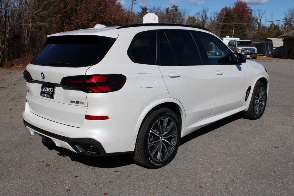 New 2026 BMW X5 M60i w/ Climate Comfort Package image 8