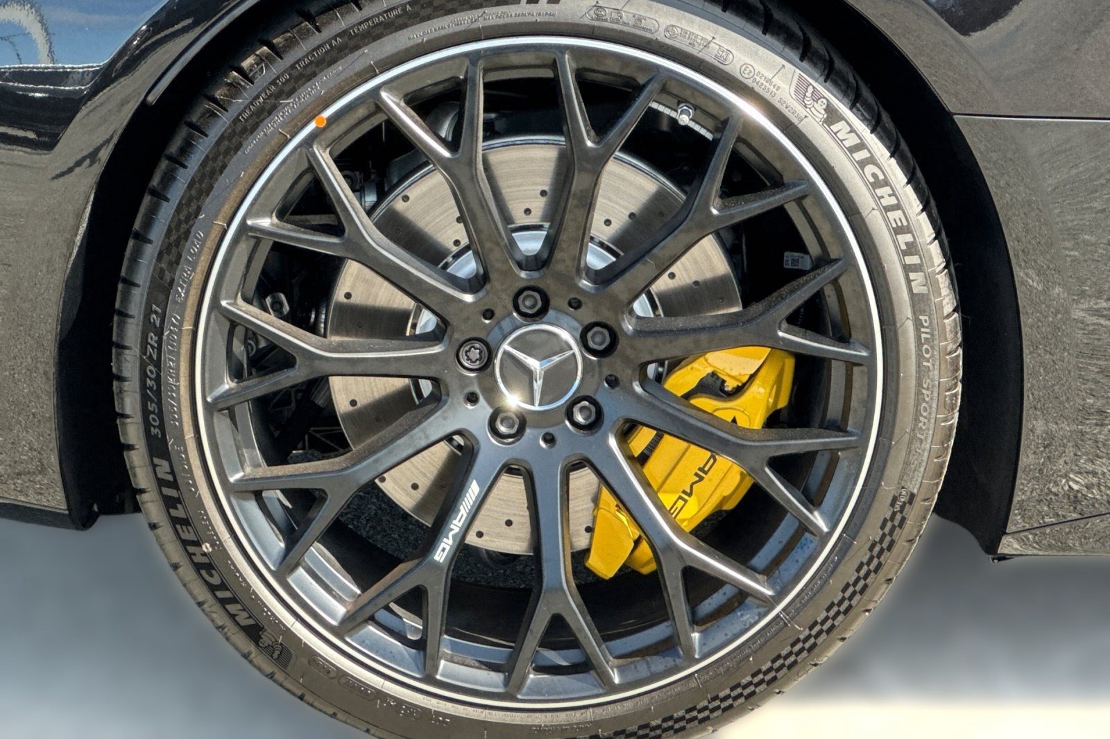 New 2026 Mercedes-Benz SL 63 AMG 4MATIC image 12
