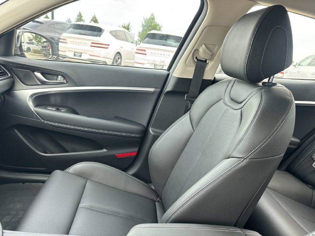 New 2026 Genesis G70 2.5T RWD image 18