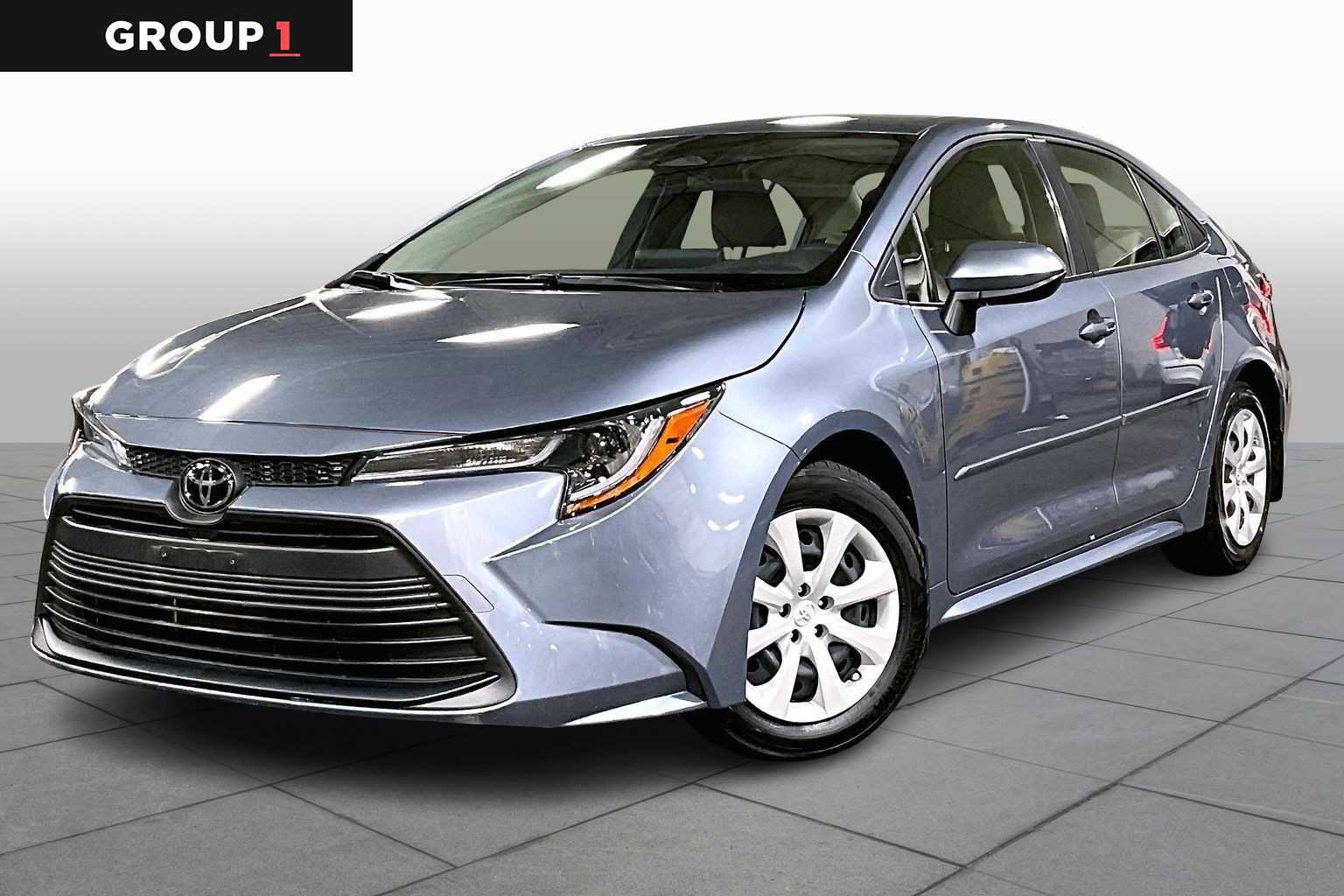 Used 2024 Toyota Corolla LE image 1