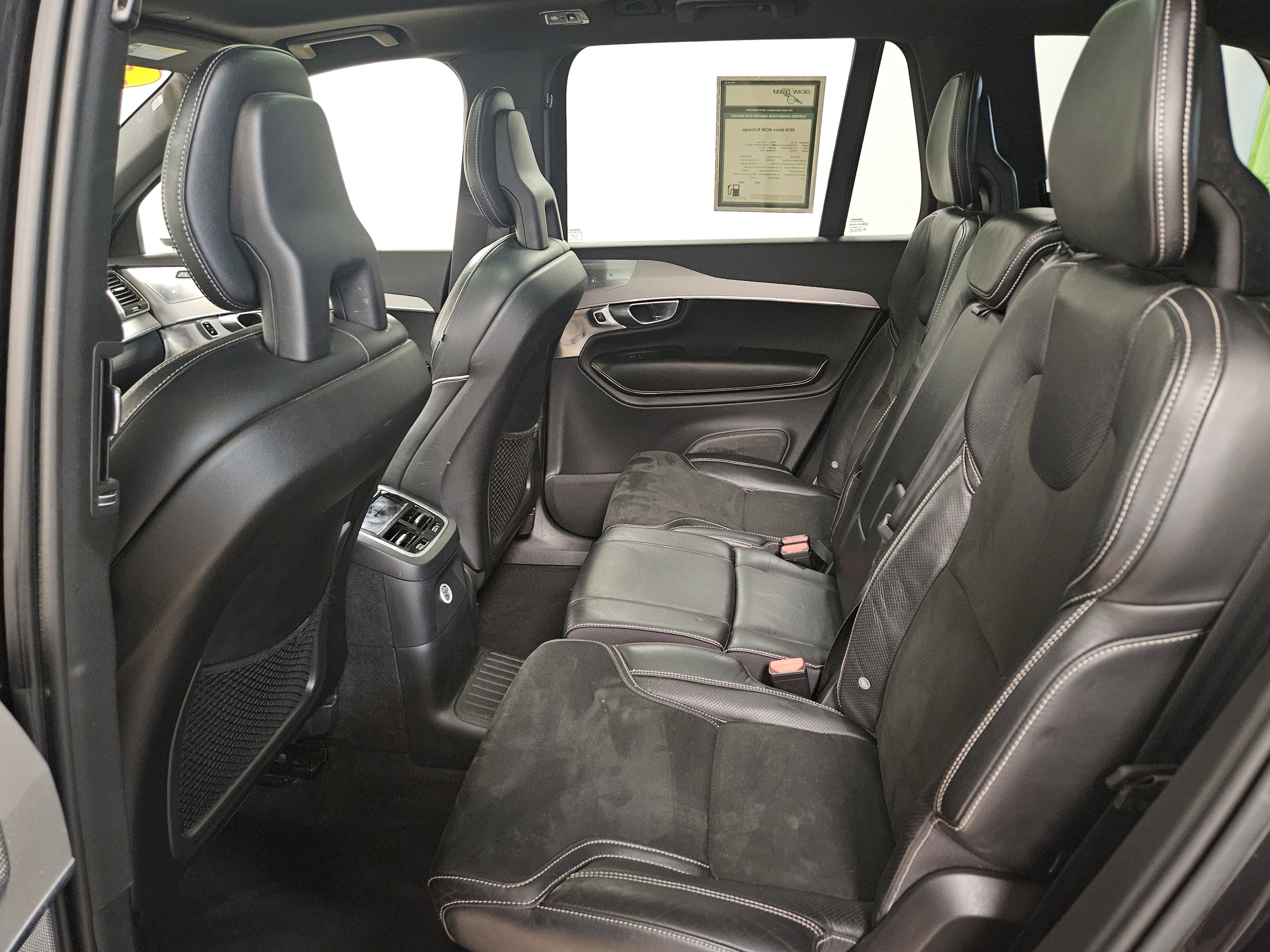 Used 2018 Volvo XC90 T8 R-Design w/ Convenience Package image 11