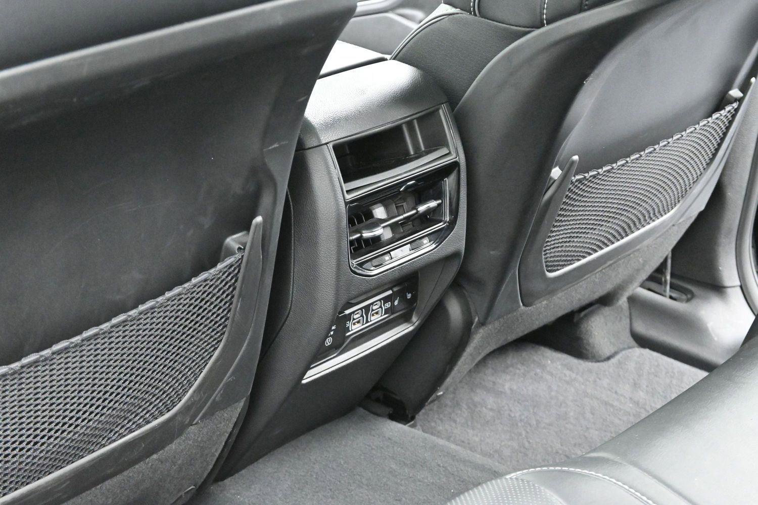 Used 2022 Jeep Grand Cherokee Overland AWD/4WD image 33