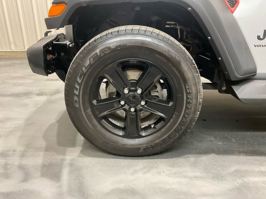 Used 2023 Jeep Wrangler Sport image 6