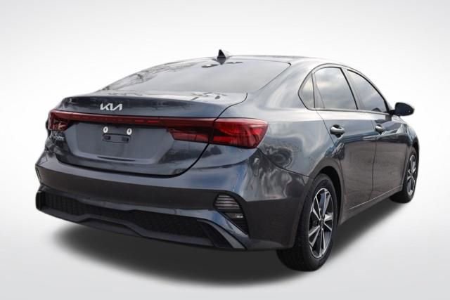 Used 2023 Kia Forte LXS FWD image 10