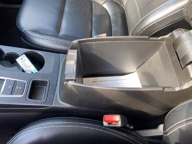 Used 2024 Ford Escape Platinum AWD/4WD image 15