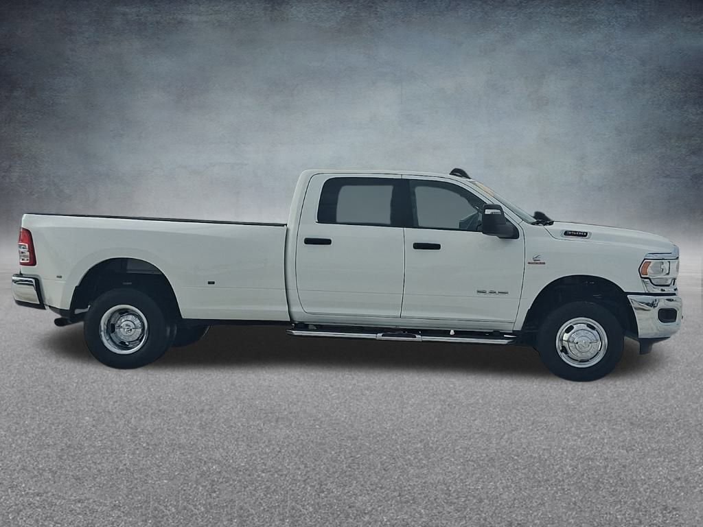 Used 2024 RAM 3500 Big Horn image 6