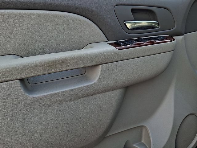 Used 2010 Chevrolet Tahoe LT AWD/4WD image 12