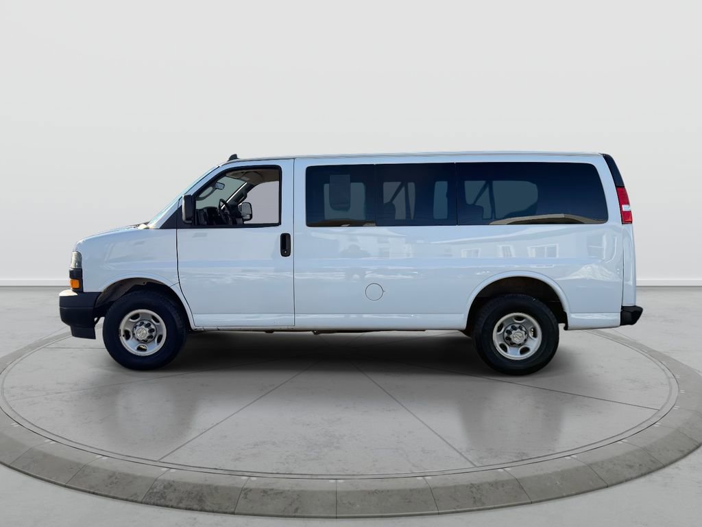 Used 2022 Chevrolet Express 2500 LS image 4