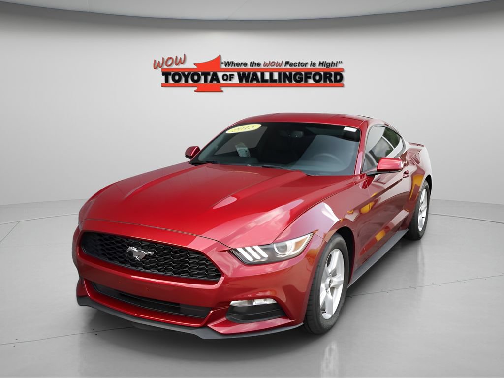 Used 2015 Ford Mustang Coupe RWD image 1
