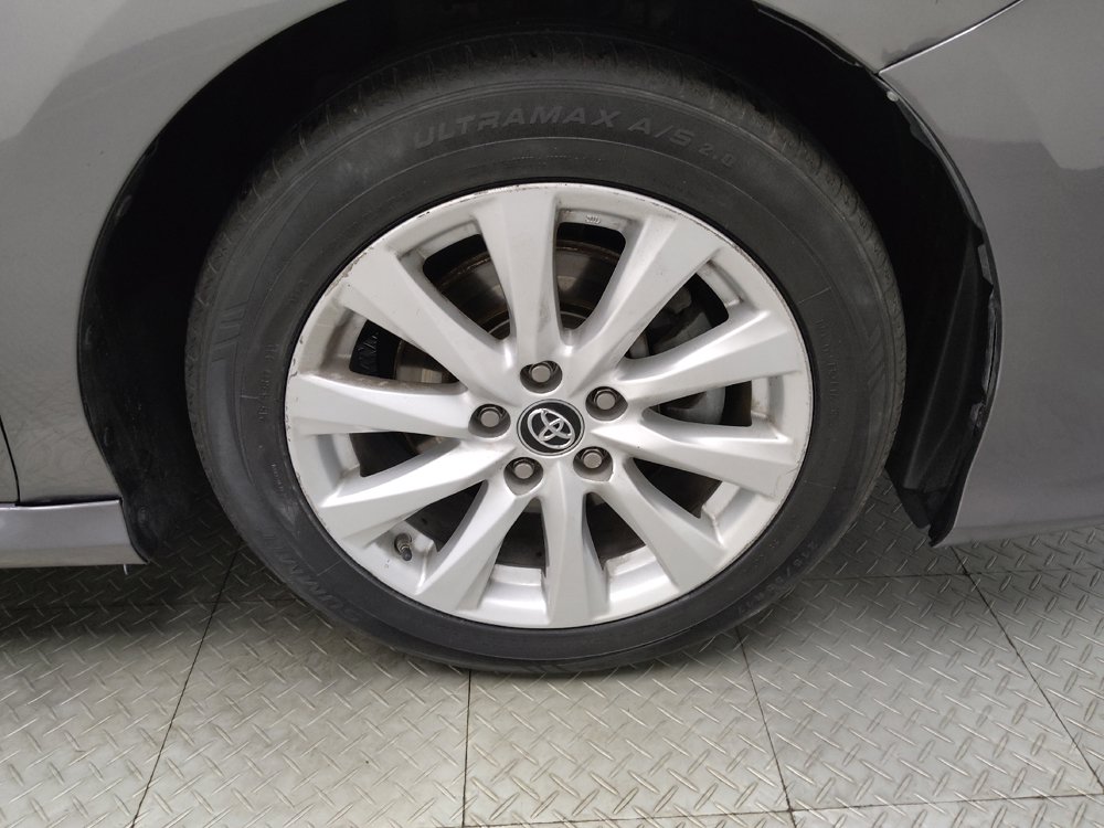 Used 2018 Toyota Camry LE w/ Audio Package FWD image 31