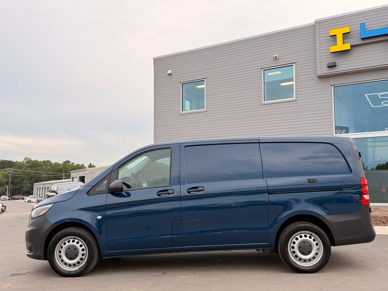Used 2019 Mercedes-Benz Metris image 11
