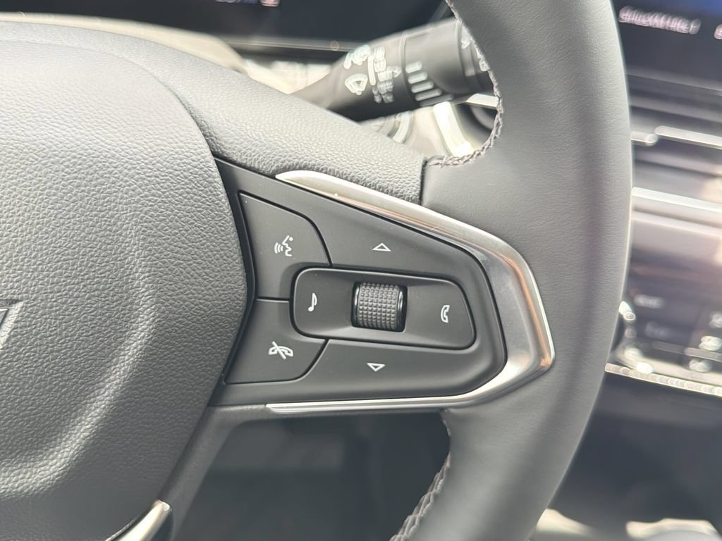 New 2026 Chevrolet Trax ACTIV w/ Driver Confidence Package FWD image 9