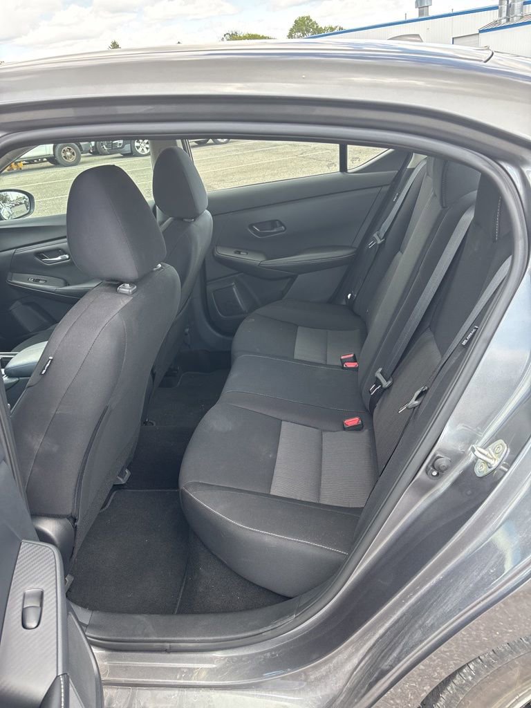 Used 2024 Nissan Sentra SV w/ All-Weather Package FWD image 9