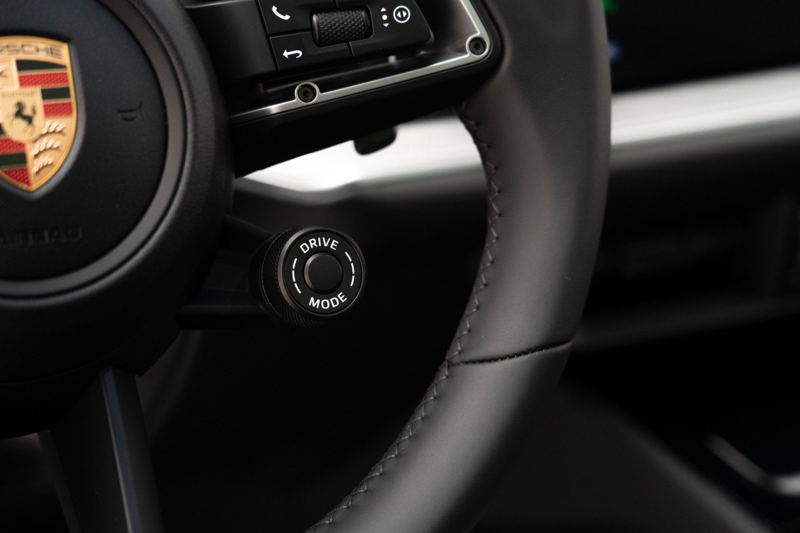 New 2026 Porsche Cayenne E-Hybrid Coupe image 27