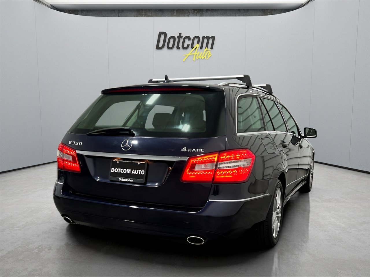 Used 2011 Mercedes-Benz E 350 4MATIC Wagon image 11