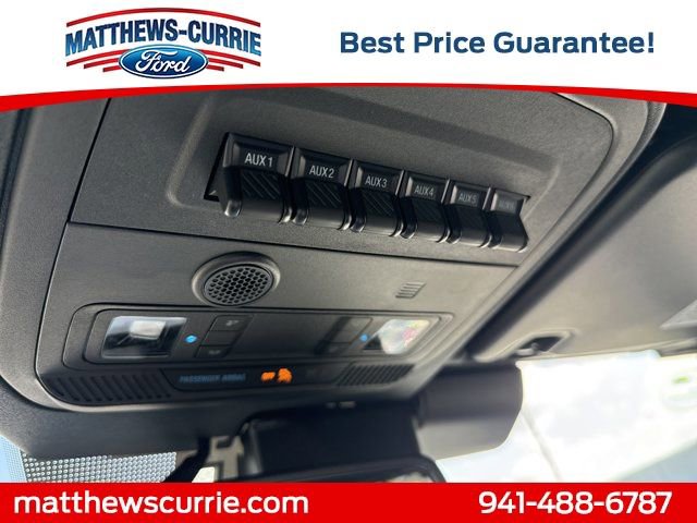 New 2025 Ford Bronco Badlands image 23