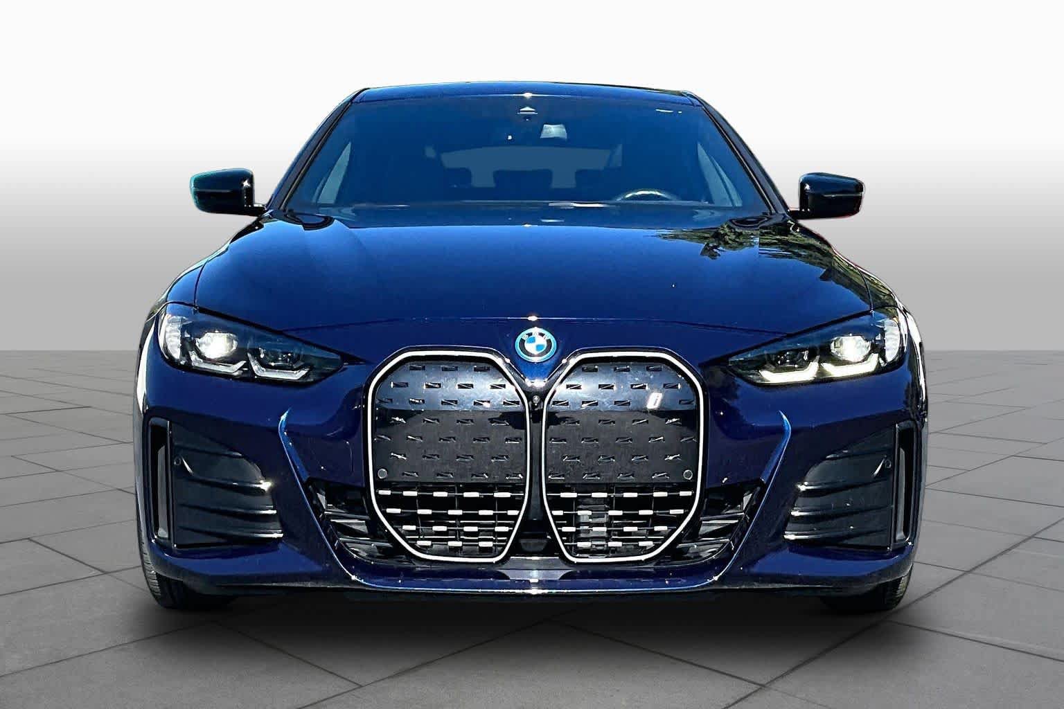 Used 2023 BMW i4 eDrive40 w/ M Sport Package RWD image 3
