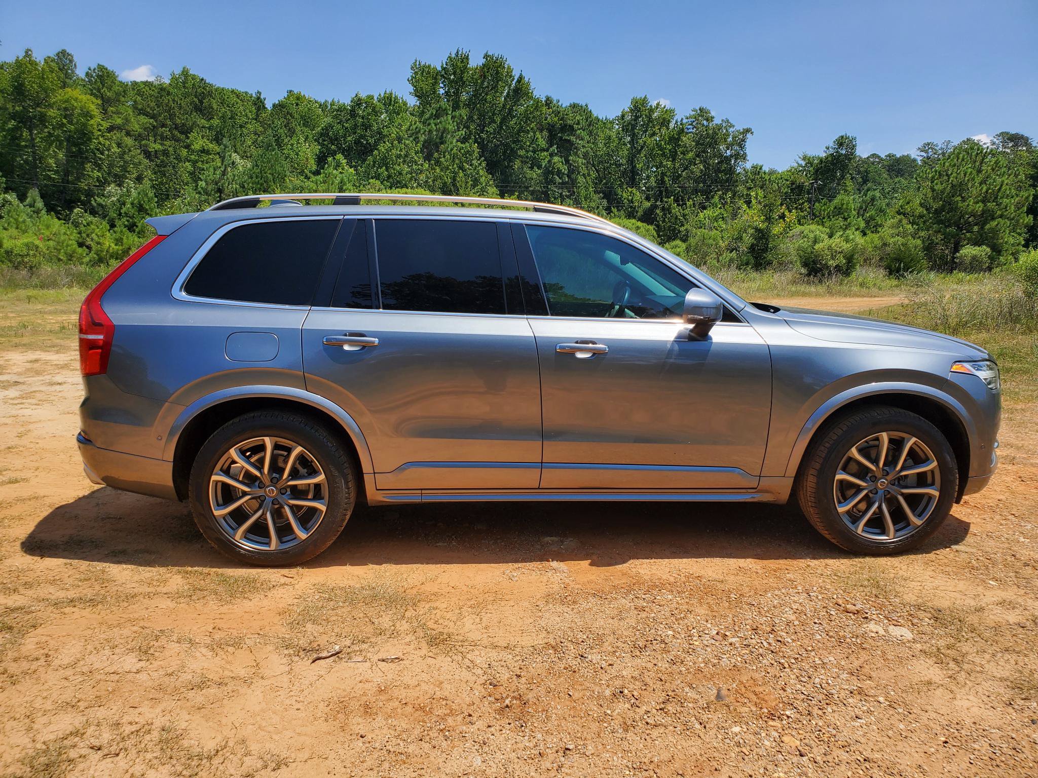 Used 2019 Volvo XC90 T6 Momentum w/ Advanced Package AWD/4WD image 6
