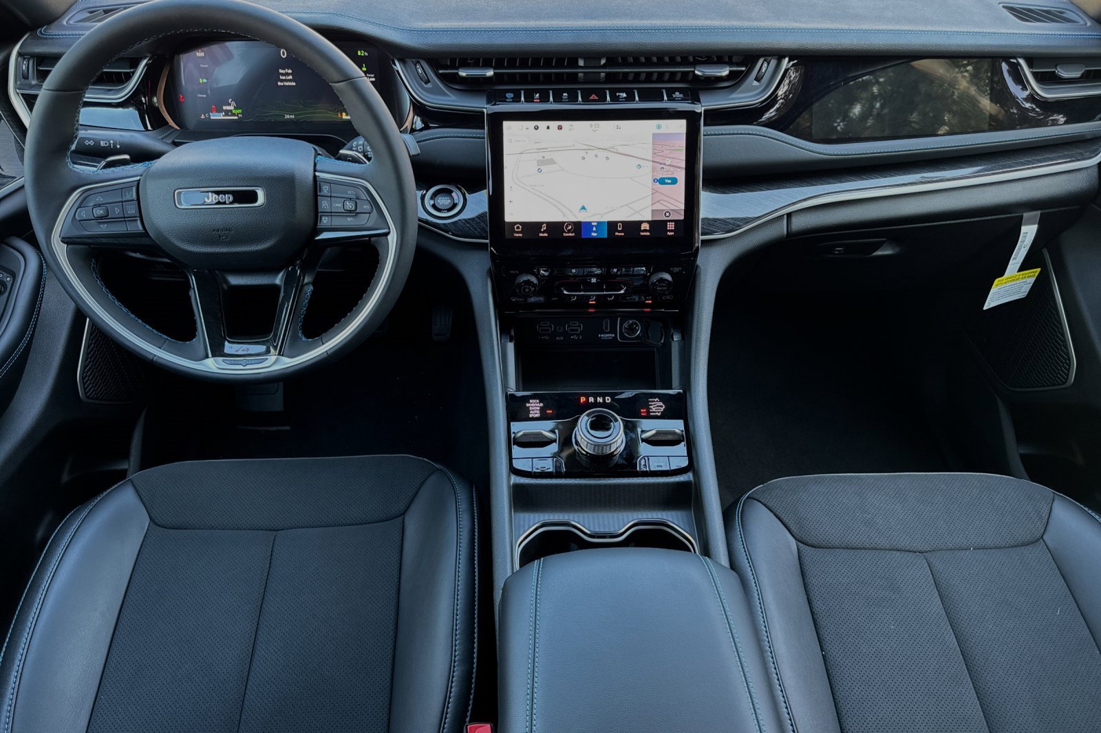 New 2023 Jeep Grand Cherokee Trailhawk w/ Advanced Protech Group II image 12