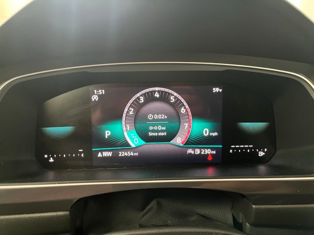 Certified 2024 Volkswagen Tiguan SE R-Line FWD image 22