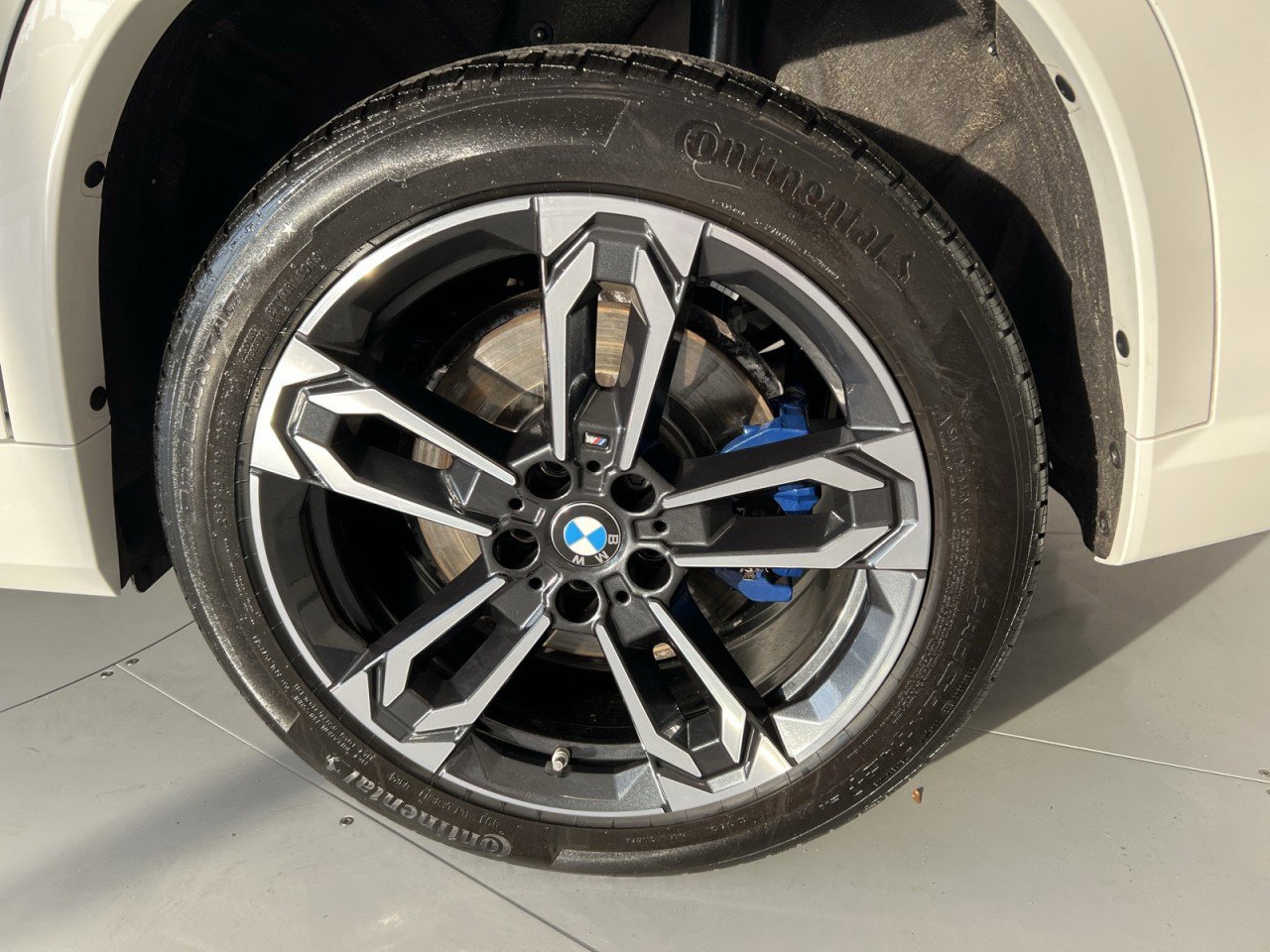 Used 2024 BMW X1 M35i w/ Premium Package image 64