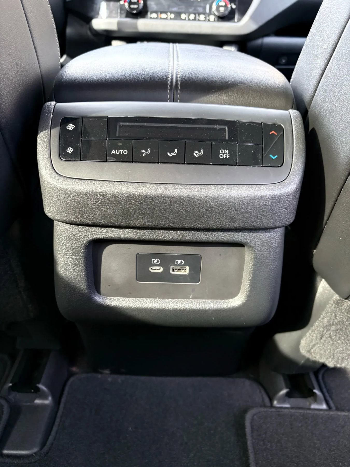 Used 2022 Nissan Pathfinder SL image 30