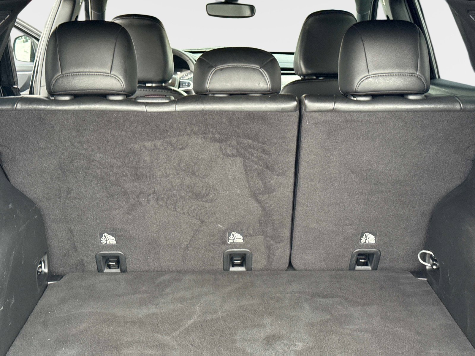 Used 2023 Jeep Compass Latitude image 12