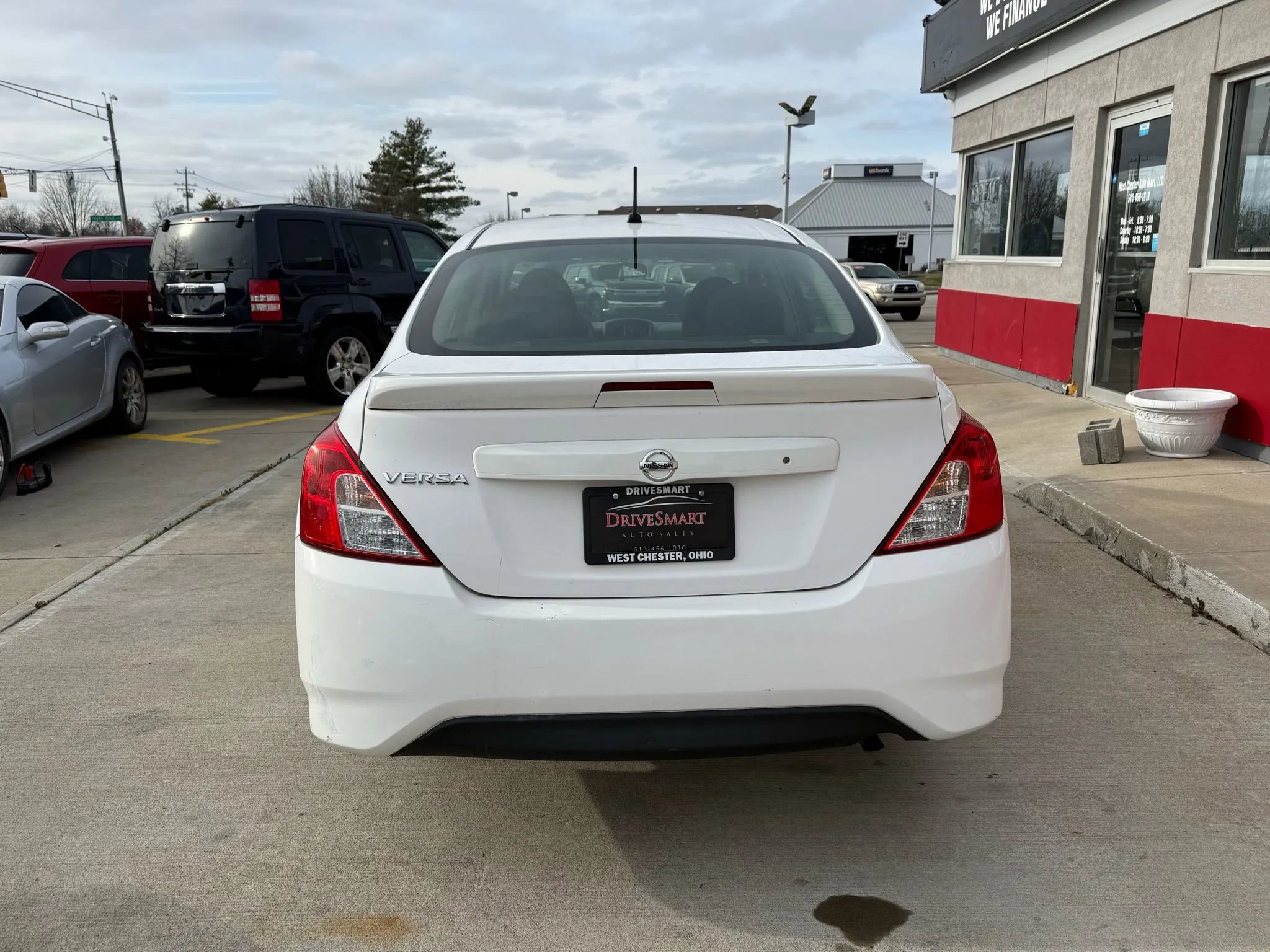 Used 2018 Nissan Versa S Plus image 7