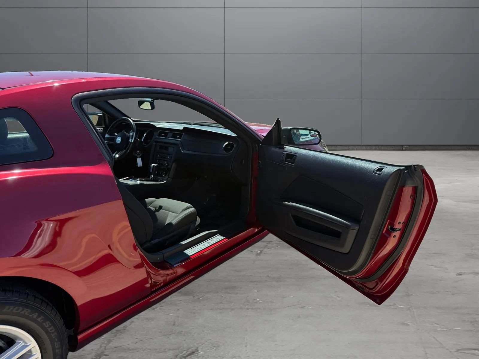 Used 2014 Ford Mustang Coupe w/ Equipment Group 102A RWD image 19