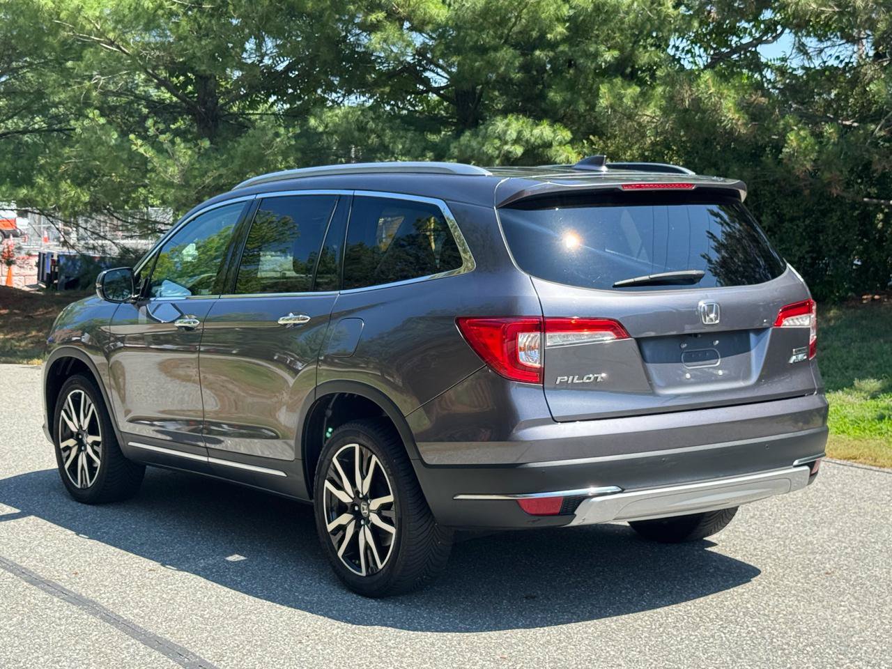 Used 2019 Honda Pilot Touring image 4